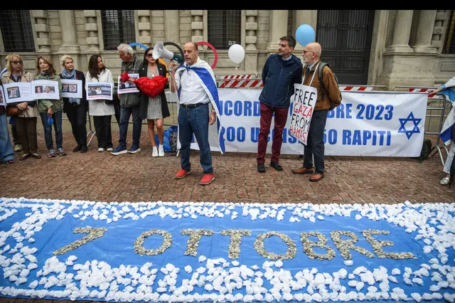 A Milano flash mob ricorda vittime del 7 ottobre con 1200 rose bianche