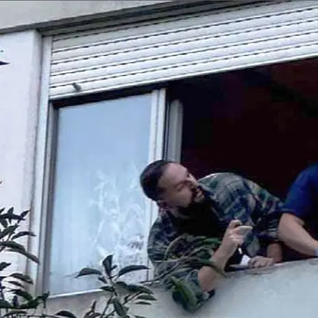Villazzano Tre, padre e figlia hanno sparato con un mitra