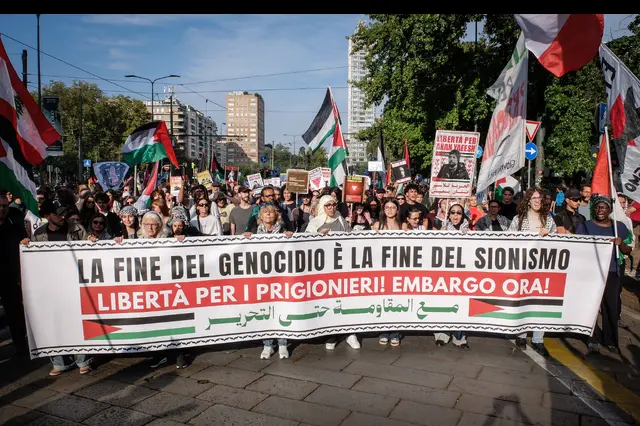 A Milano partito il corteo pro-Pal, 'stop agli accordi con Israele'