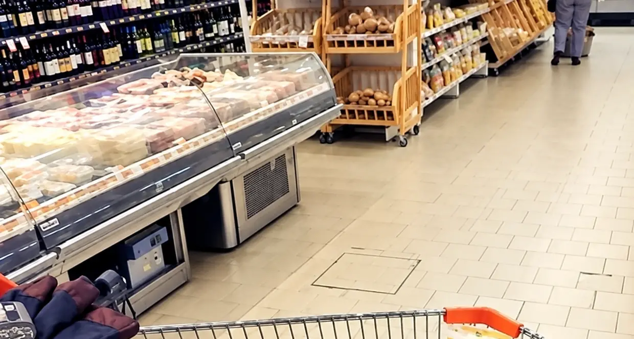 Trentino, 3.262 euro al mese per famiglia: è la seconda spesa più alta d’Italia