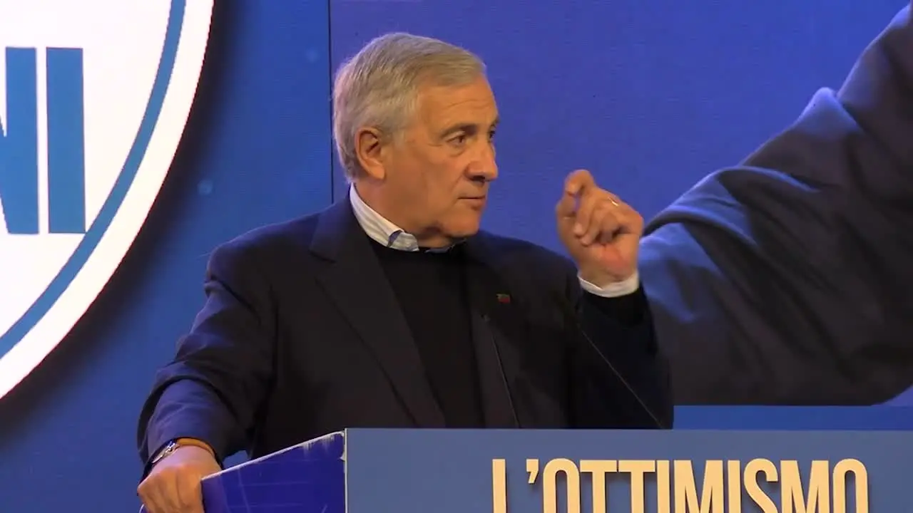 Tajani: \"Vogliamo governare Milano, Perego incarna lo spirito della città\"