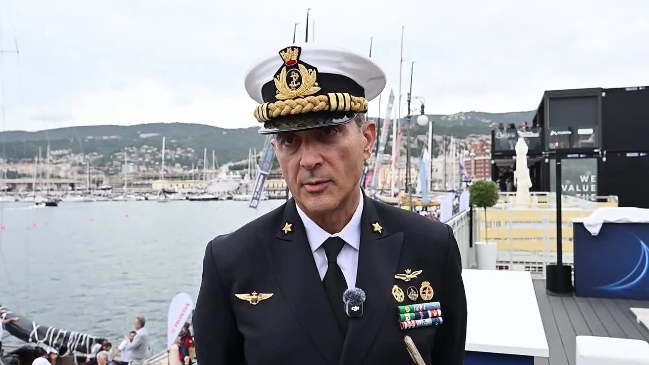 Ammiraglio Liardo: \"Dodici mezzi in mare per la buona riuscita della Barcolana\"
