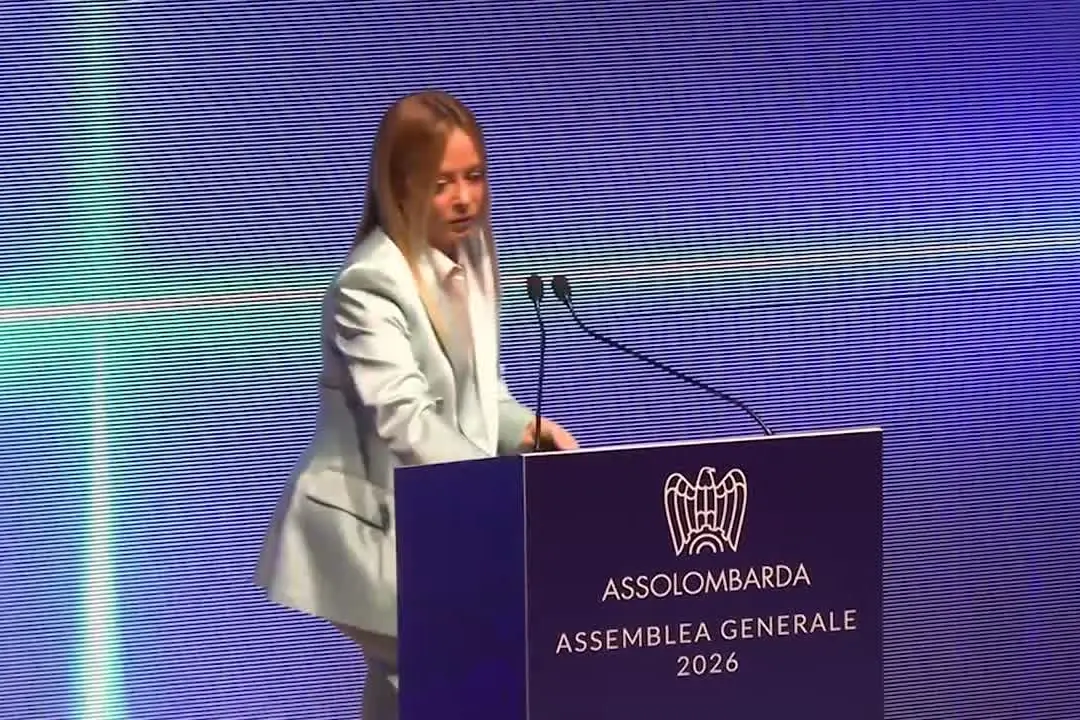 Meloni scherza sulla sua altezza: \"Credo mi abbiate sottovalutato, non sono un nano\"