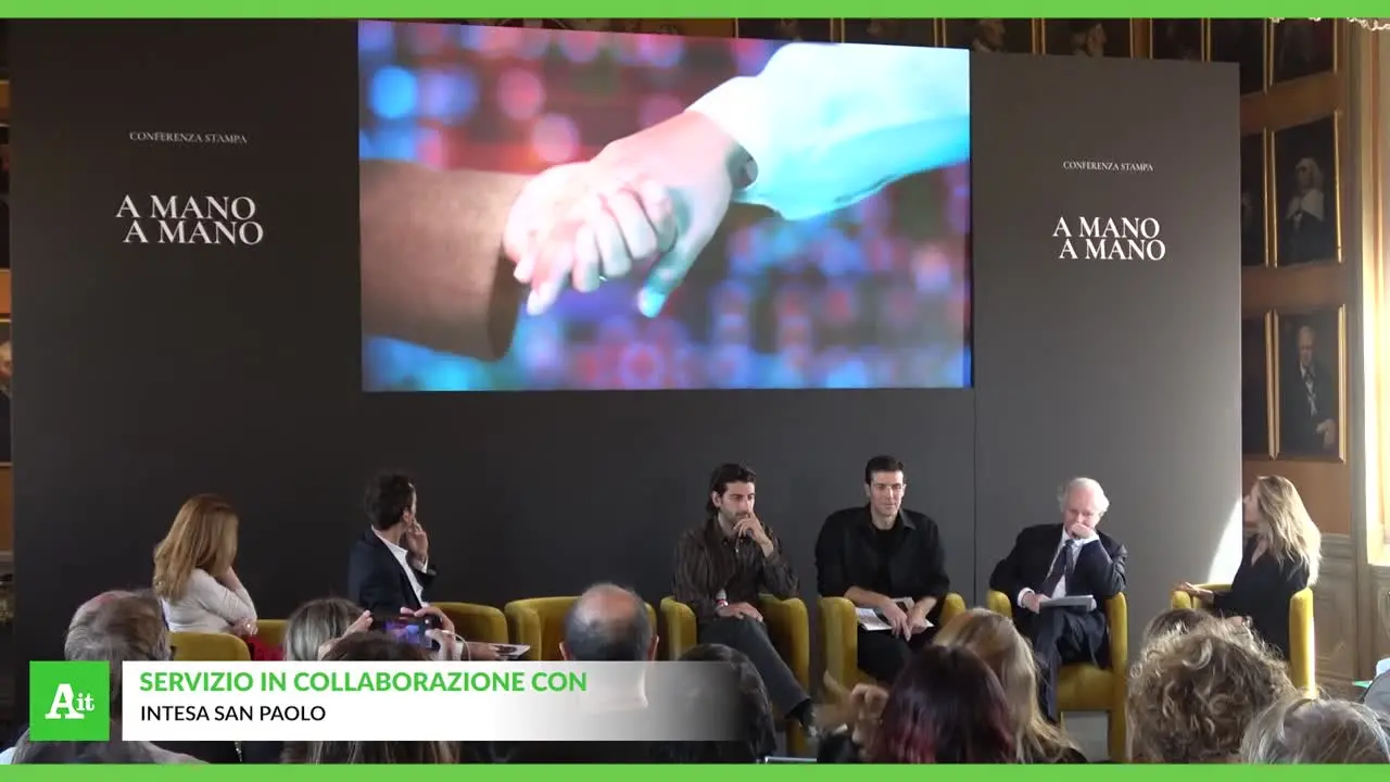 Dalle imprese alle persone, la nuova campagna di Intesa Sanpaolo