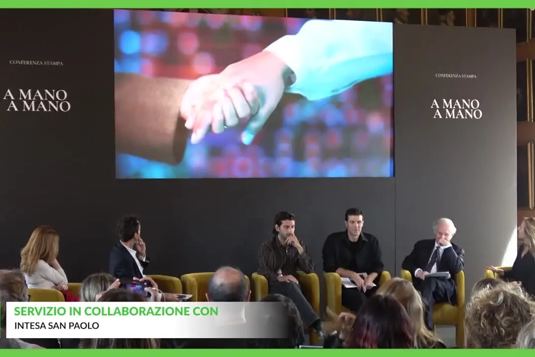 Dalle imprese alle persone, la nuova campagna di Intesa Sanpaolo