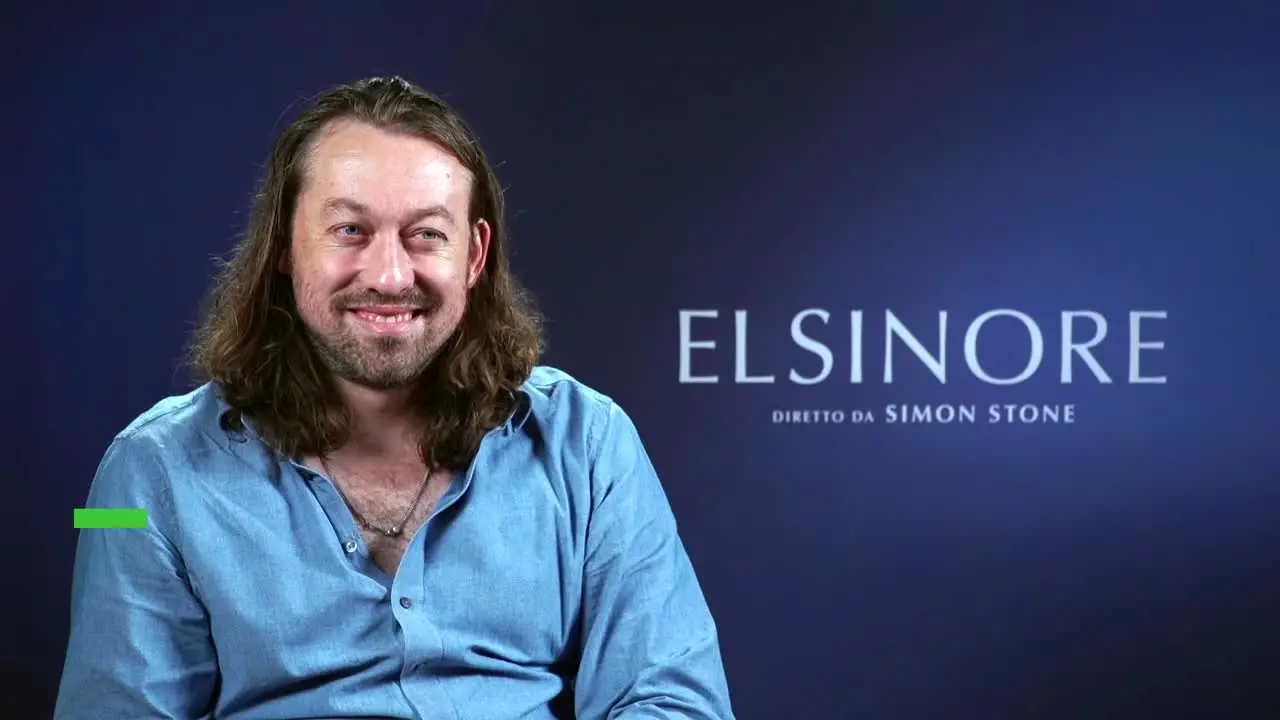 Simon Stone presenta 'Elsinore': “È un film sul miracolo di Ian Charleson”