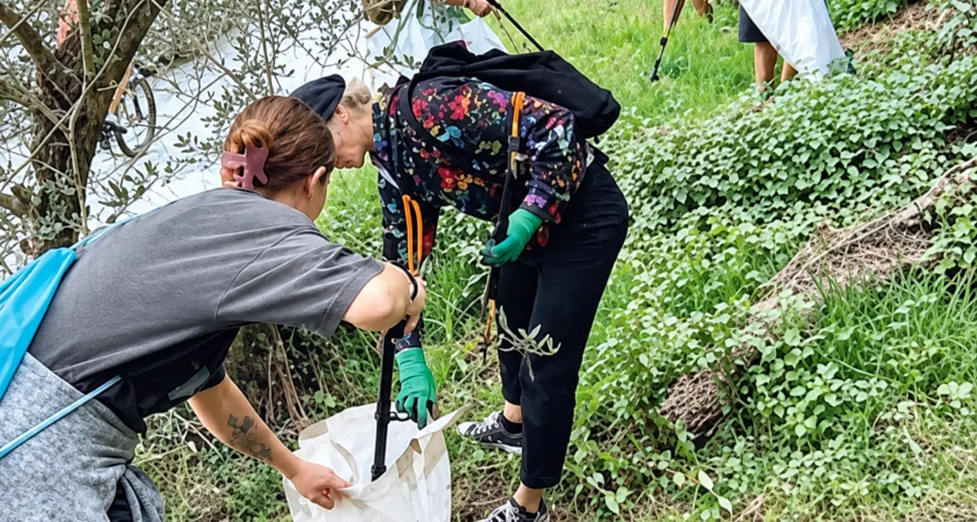 Alto Garda, raccolti 302 chili di rifiuti: in strada 130 volontari
