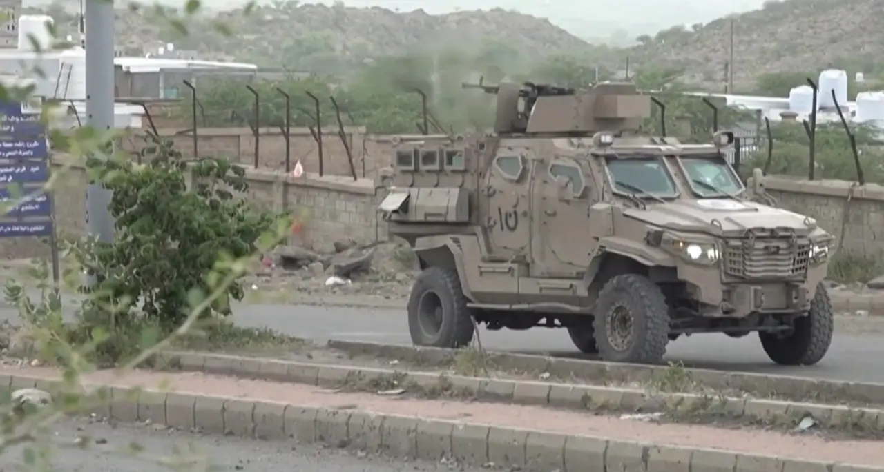 Yemen, proseguono gli scontri fra Houthi e regolari sostenuti dall'Arabia