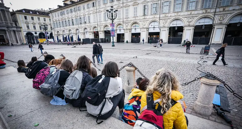 Scuola, la protesta dei docenti dilaga in Trentino: più di 50 istituti coinvolti