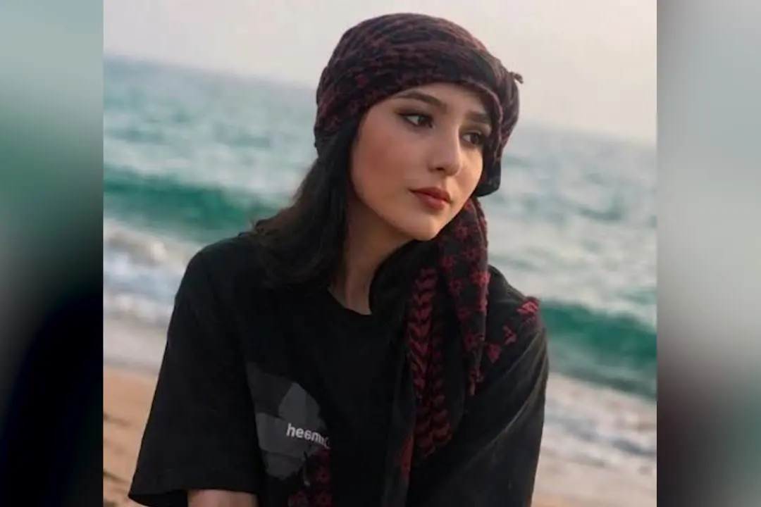 Iran, ragazza condannata a morte per un post social: “Ricordate il mio nome”