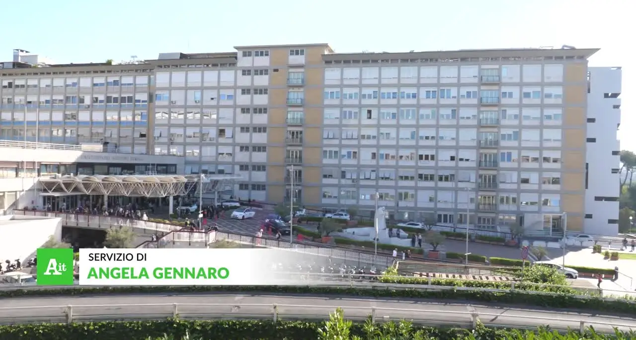Prosegue al Gemelli di Roma il ricovero del Papa