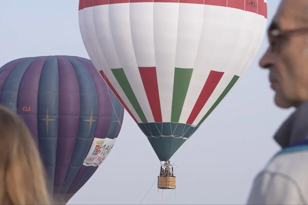 Al via l’aeronautica militare Balloon Cup, il fascino e la storia del volo
