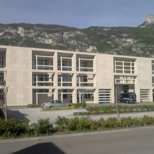 Spini di Gardolo, programma «spia» nei computer del carcere: indagato il tecnico informatico