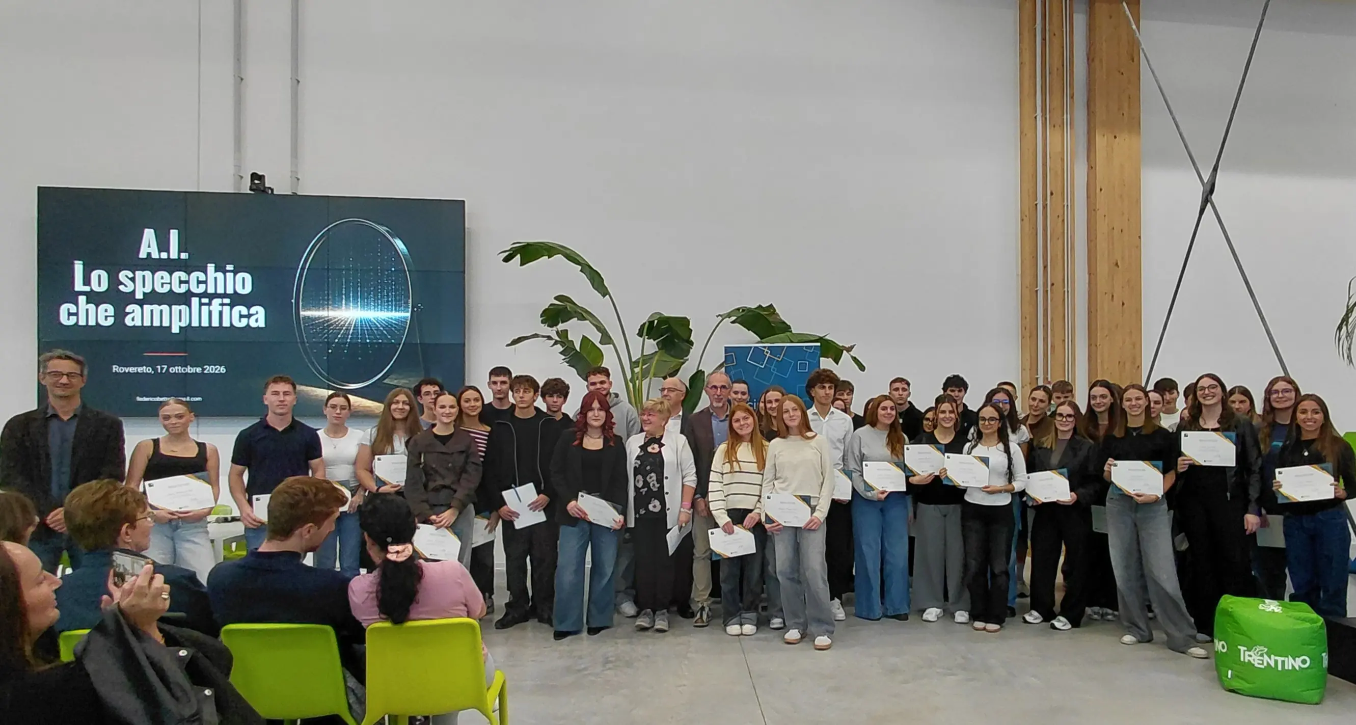 Rovereto, 194 studenti premiati dalla Cassa Rurale Vallagarina: borse di studio per 70mila euro