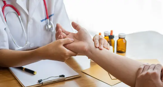 Trentino, esplode la spesa sanitaria privata: mezzo miliardo di euro a carico dei cittadini