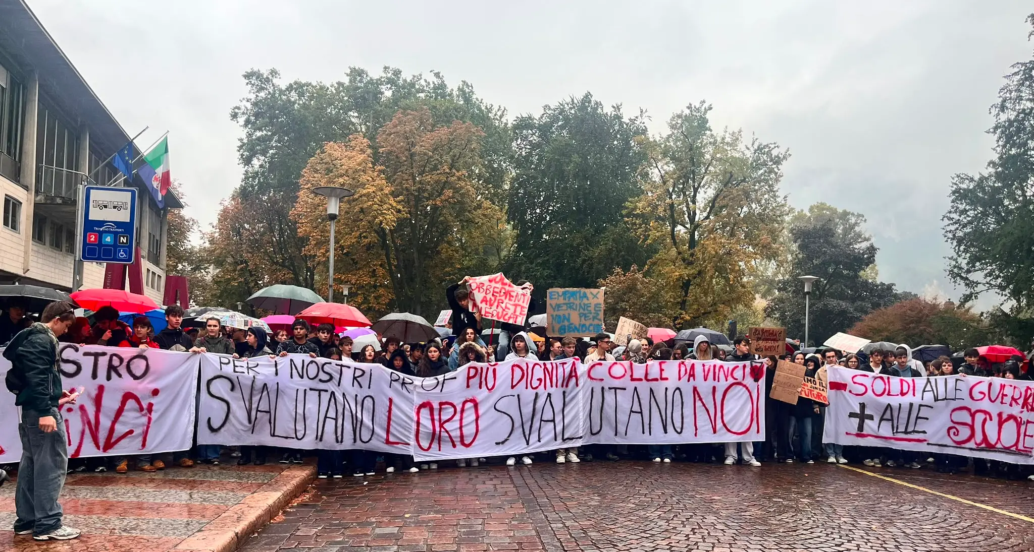 La voce degli studenti di Trento: «Investite sulla scuola, il futuro siamo noi»