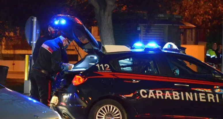 Madre e figlio sorpresi con un chilo di hashish ad Arco: arrestati