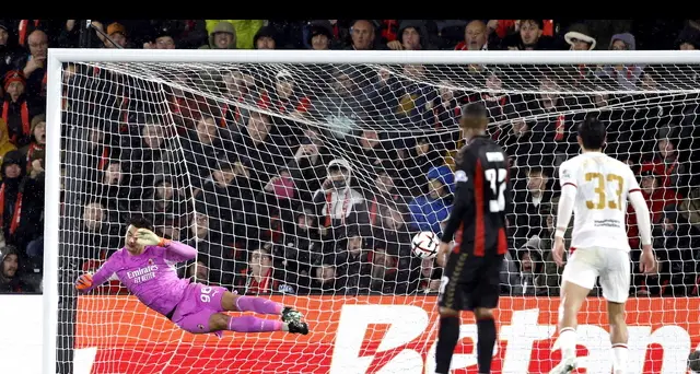 Europa League: follia Maignan, il Milan affonda 3-0 con il Bournemouth