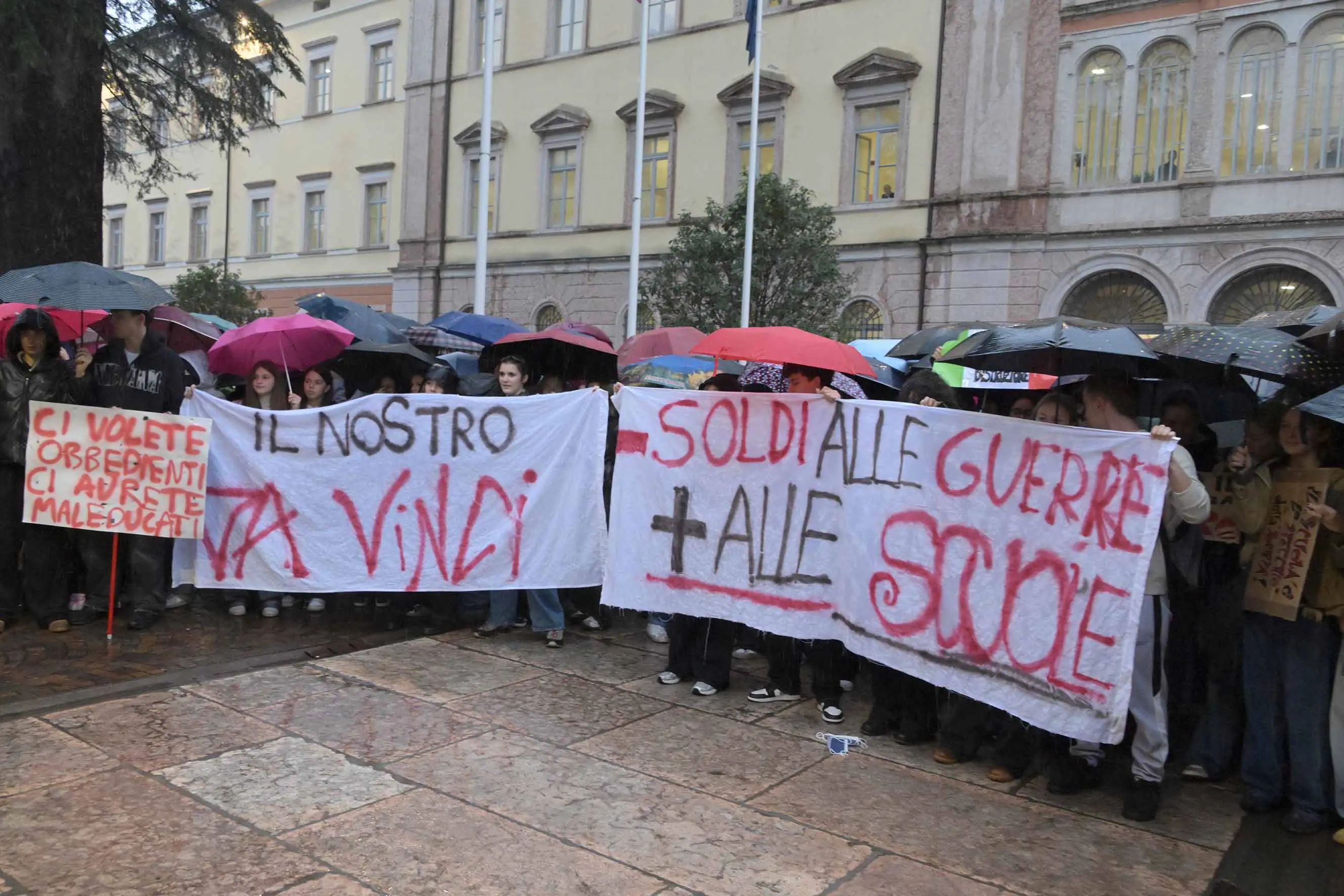 La manifestazione studentesca del 21 ottobre a Trento (Foto di Daniele Panato)