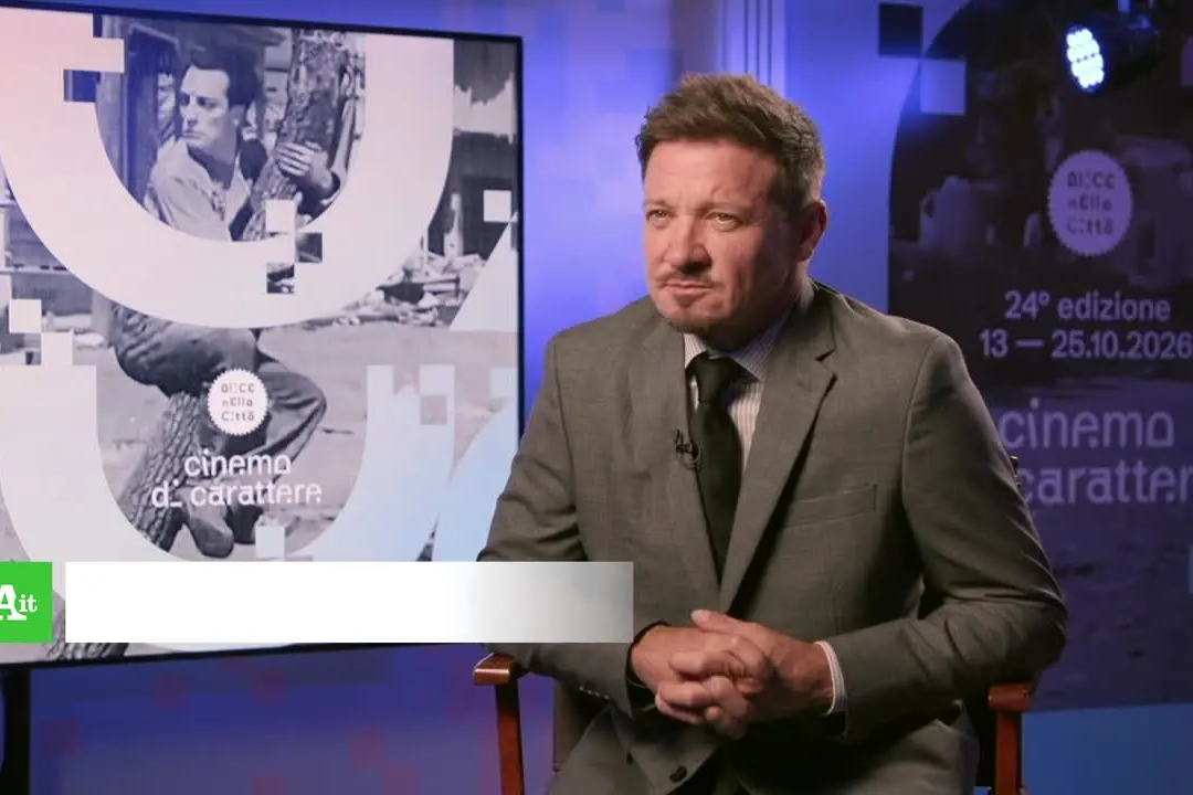 Jeremy Renner si racconta a Roma: “Dopo l’incidente ho riscoperto ciò che conta”