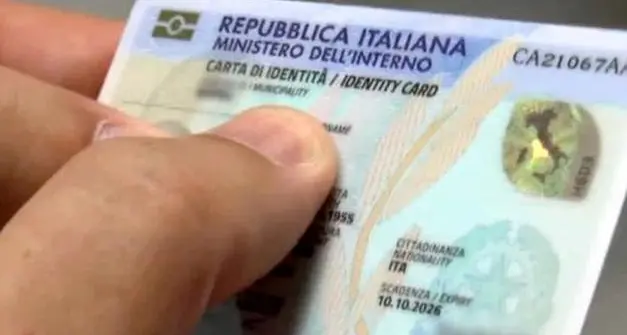 Trento, ancora 1.400 carte d’identità cartacee da rinnovare