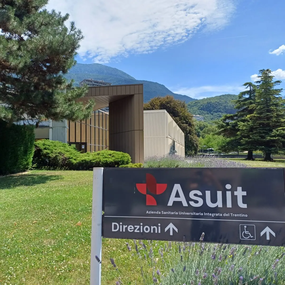 Dimissioni, aggressioni e sistemi informatici in tilt: fronte comune dei sindacati della sanità contro Asuit