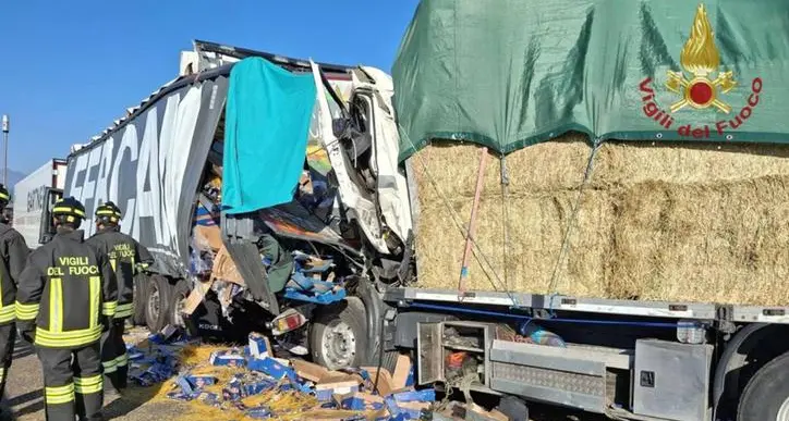 Incidente mortale sull'A22 tra Verona e Affi: camionista altoatesino perde la vita