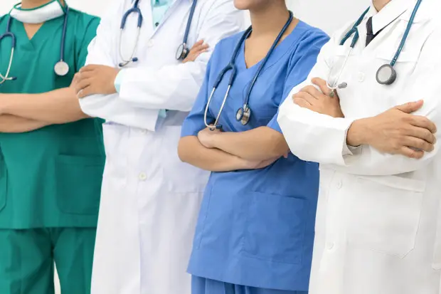 Sanità trentina, Girardelli da record: 437mila euro, è il medico più pagato