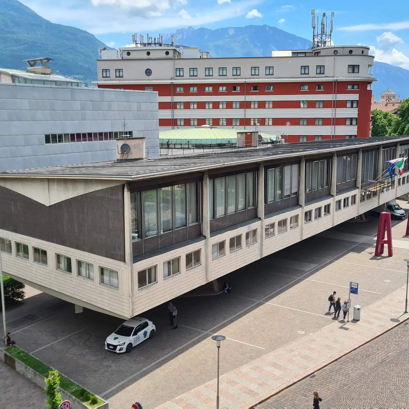 Trentino-Alto Adige, approvato il bilancio regionale: 429 milioni per il 2027