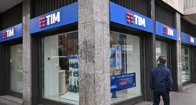 Tim: doppio Cda il 3 e il 5 novembre sulle offerte di Kkr