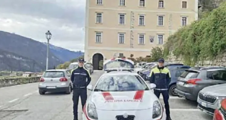 Un anno di controlli della Polizia locale nella Piana Rotaliana: 3.454 infrazioni al Codice stradale