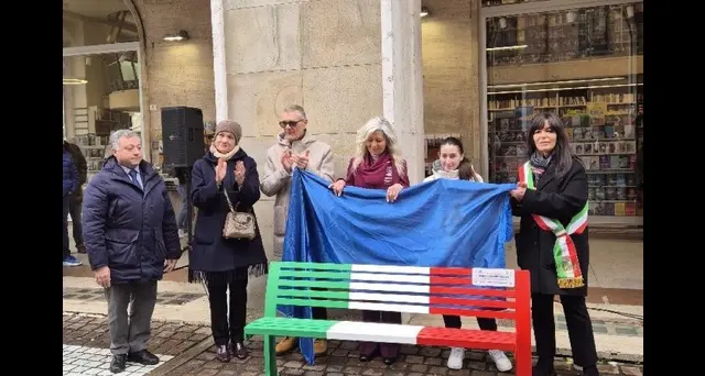 Giorno del Ricordo: a Rovigo inaugurata una 'Panchina Tricolore'