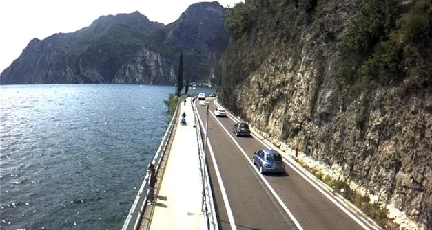 Ciclovia del Garda, sempre più forte il “partito” del no: anche i bresciani sempre meno convinti