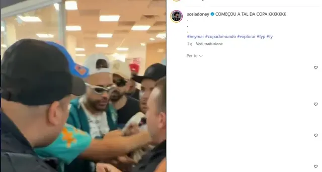 Brasile: il sosia di Neymar scatena il caos in un centro commerciale Usa