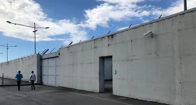 Migranti, è scontro. Ianeselli: «No al centro rimpatri a Spini»