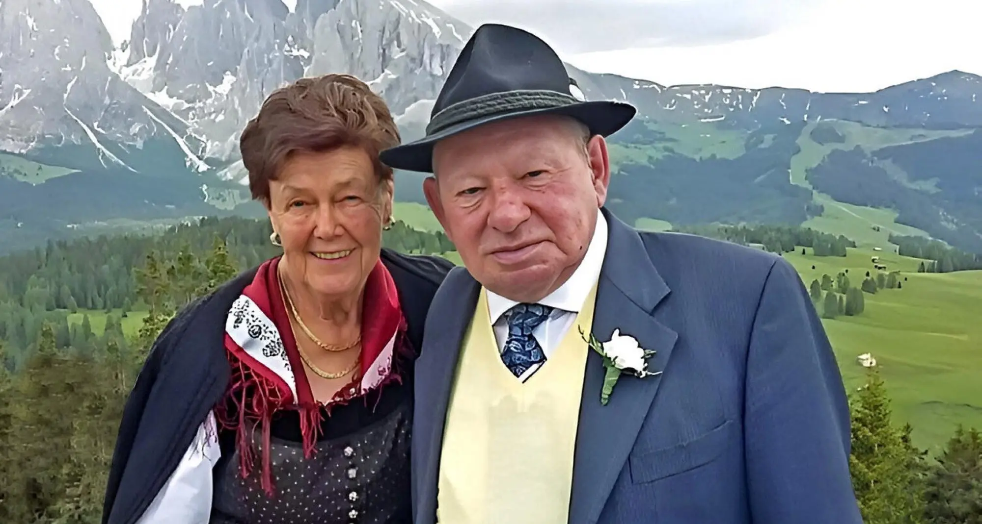 Dopo 64 anni di matrimonio, muoiono a un'ora di distanza uno dall'altra, la love story di Ortisei