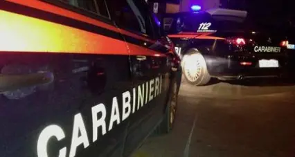 Trovato dai carabinieri con una pistola e hashish nell’auto: arrestato al casello di San Michele