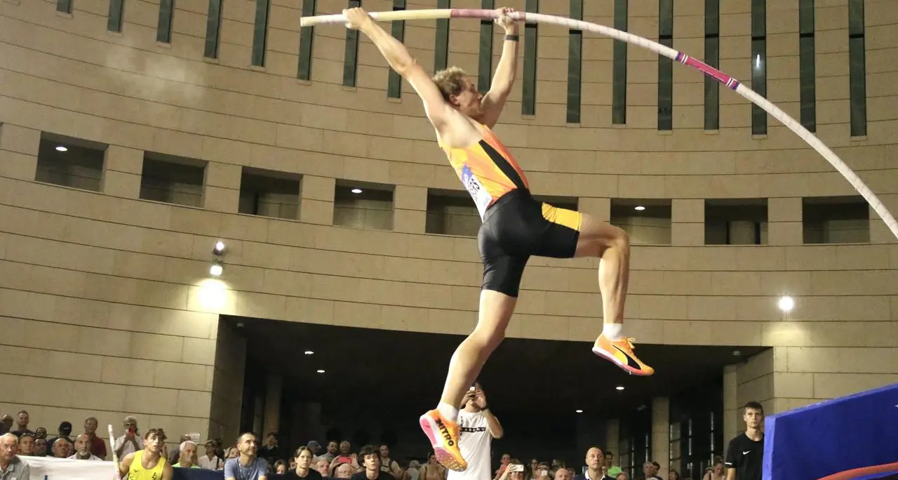 Rovereto, successo per l'asta al Mart: podio per Walsh e Al Hizam