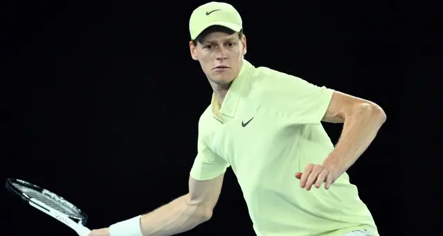 Australian Open: De Minaur ko, Sinner vola in semifinale