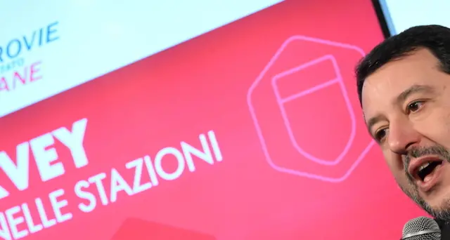 Ue: Salvini, spocchia di Macron è incomprensibile
