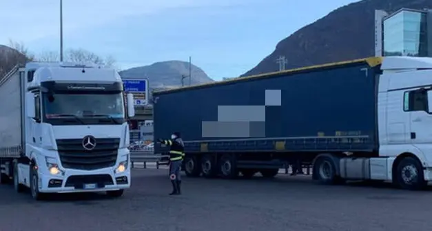 Export trentino in calo del 3,3%, ma la bilancia commerciale è positiva