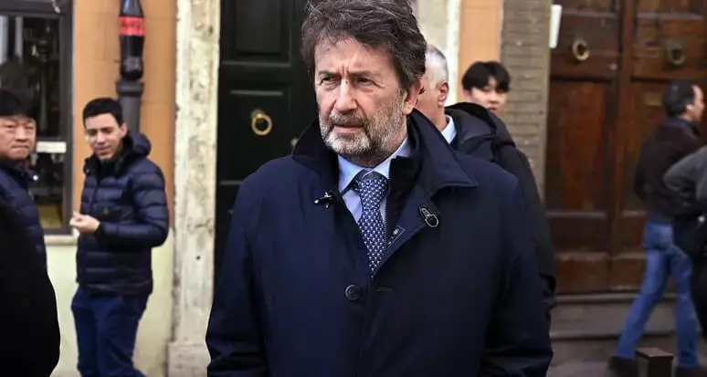 La proposta del senatore del Pd Dario Franceschini: “Ai figli solo il cognome della madre”