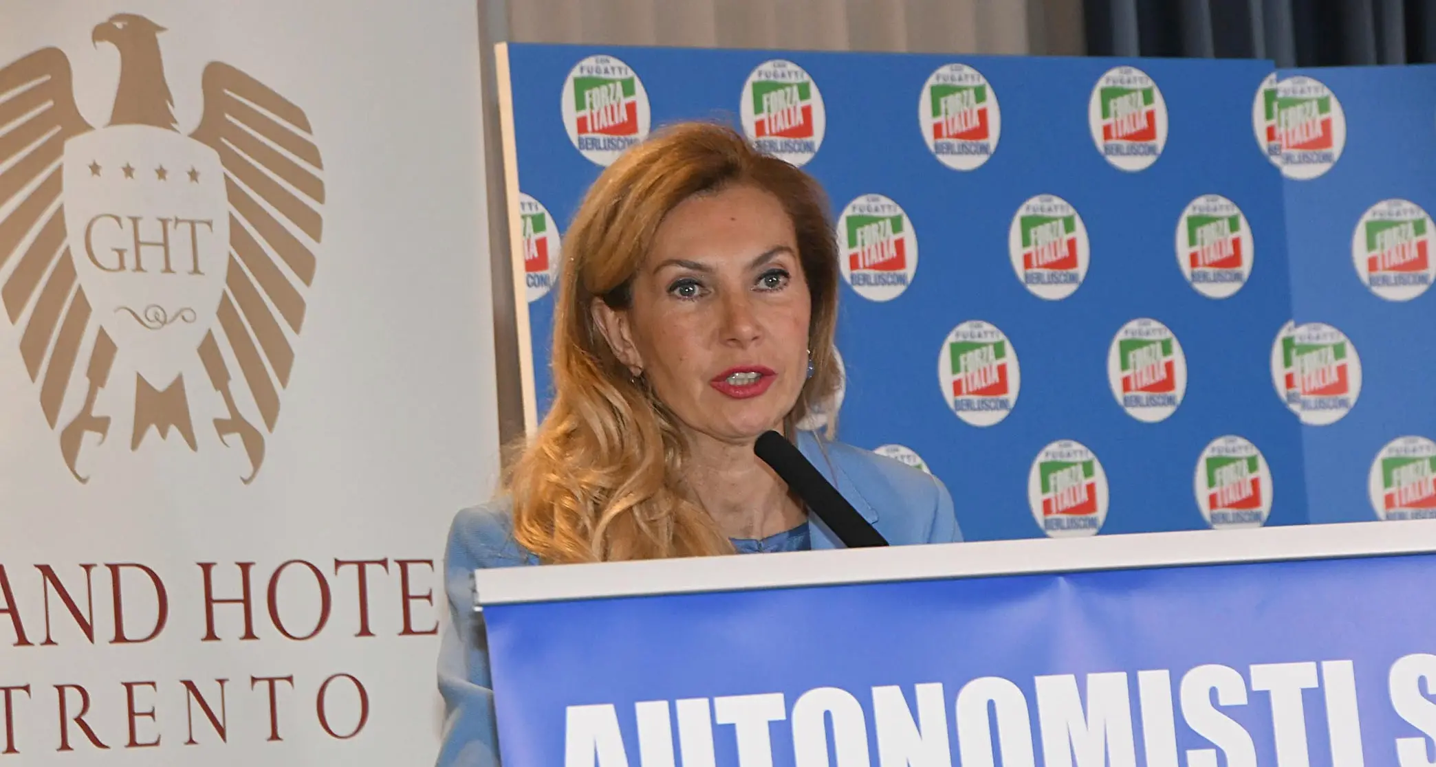 Biancofiore: in Alto Adige 600 bambini no vax ritirati da scuola, frequentano «classi clandestine»