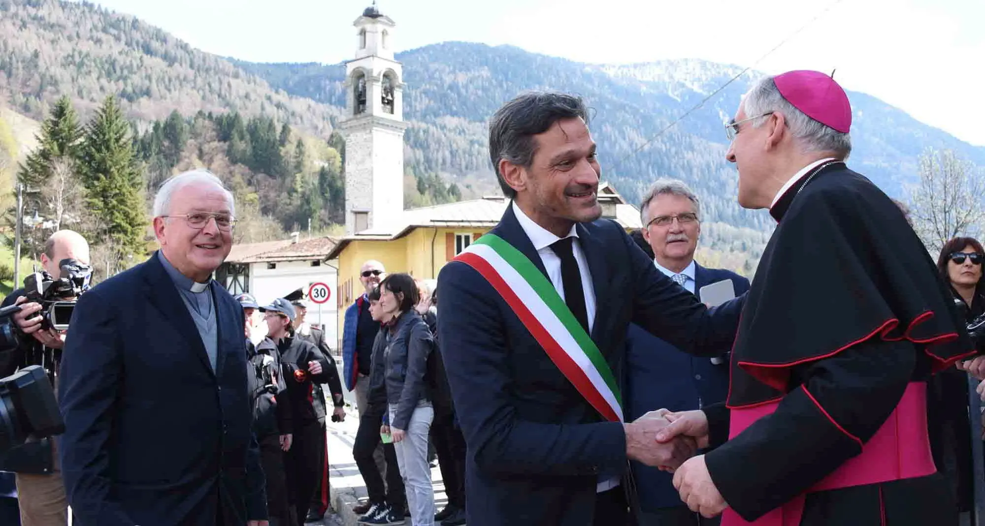 Il banchetto comunale per il vescovo Tisi? Nulla di illecito, la ex giunta di Giustino assolta dalla Corte dei Conti