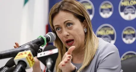 Meloni: \"Il centrodestra non c'è più, ricostruiamolo. Barattati sette anni al Colle con sette mesi in Parlamento”