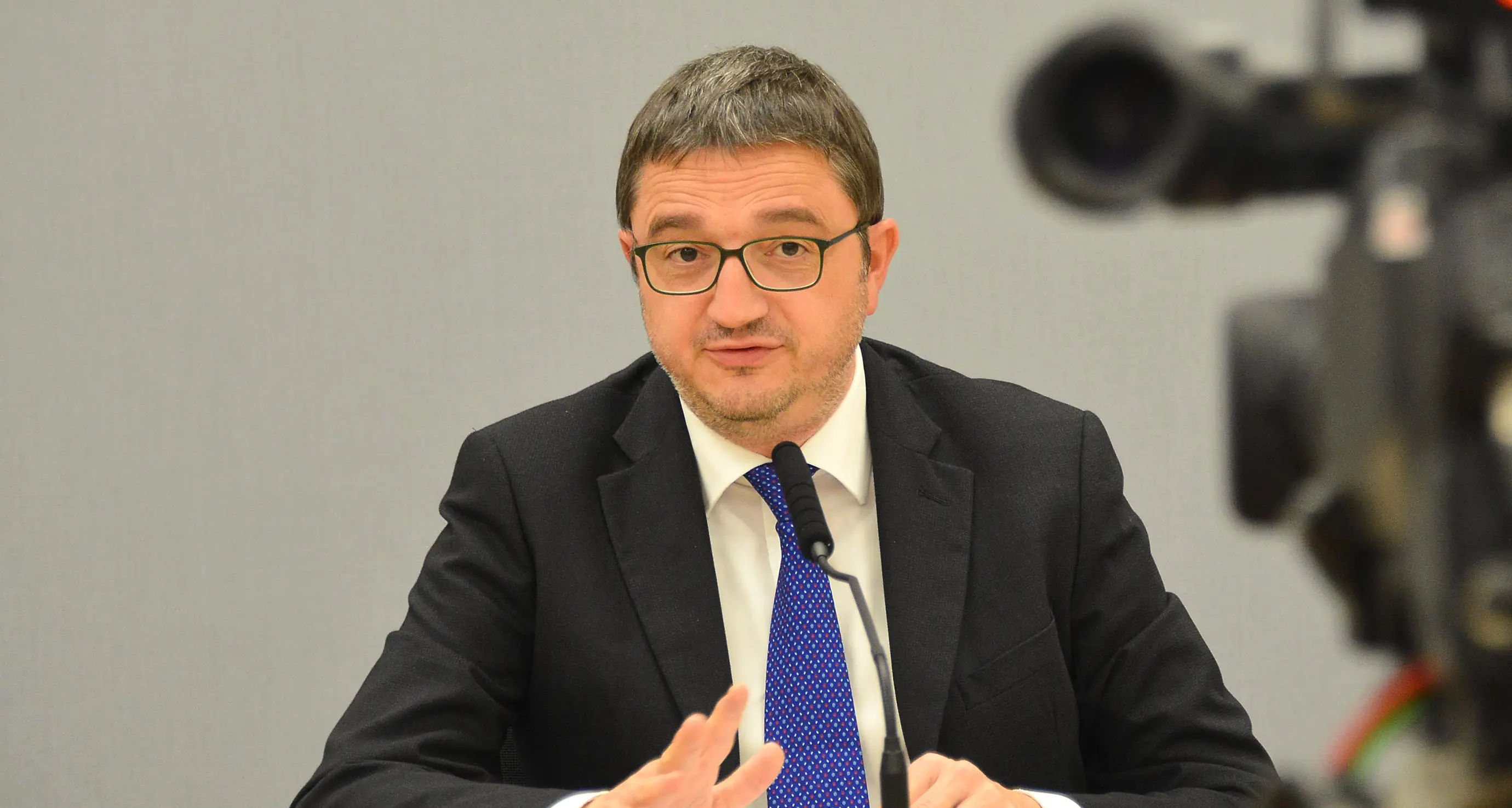 Covid in Trentino, due decessi, oltre 3 mila nuovi positivi, aumentano ancora i ricoveri (150) e 28 malati in rianimazione