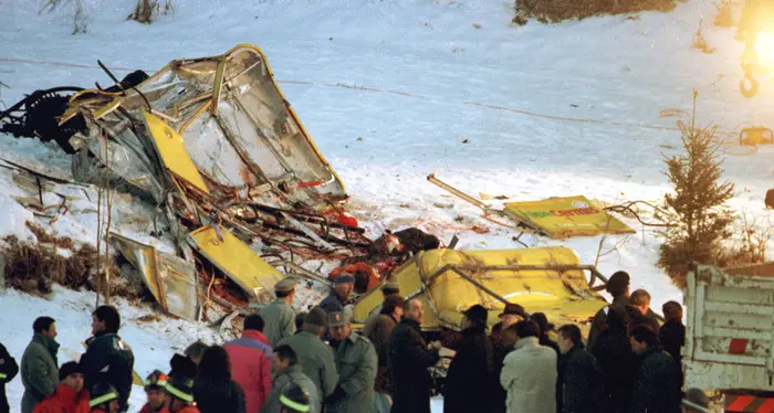 Precipita la funivia per il Mottarone: i precedenti più gravi. Ancora vivo il ricordo delle tragedie del Cermis