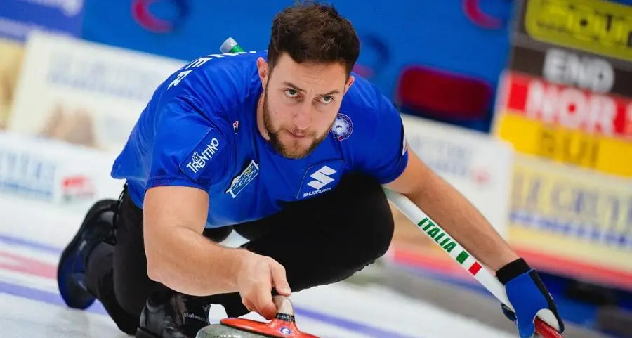 Amos Mosaner, ecco chi è l'uomo d'oro del curling italiano scelto come portacolori ai Giochi