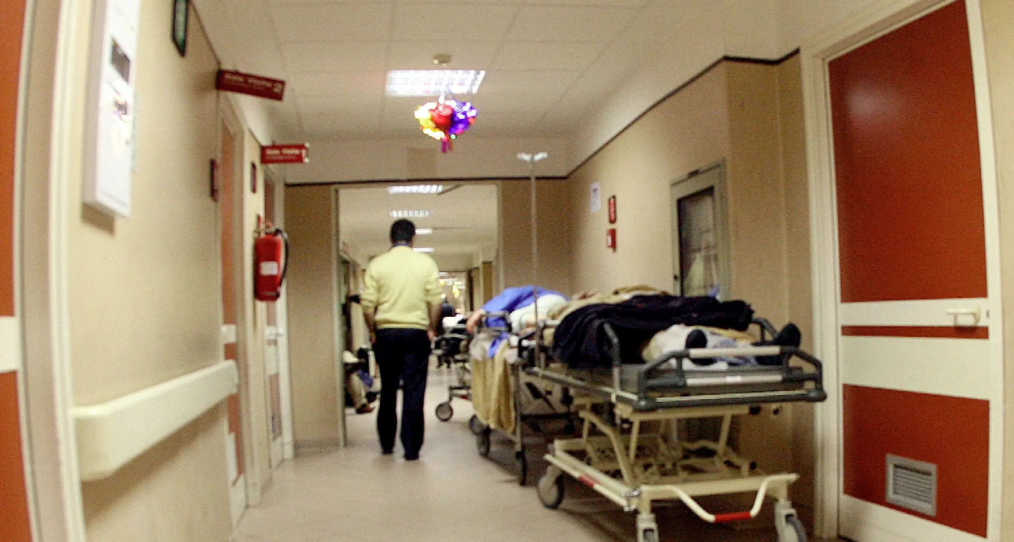 Contagiata dall’epatite C in ospedale, risarcita dopo oltre 40 anni (e tre processi infiniti)
