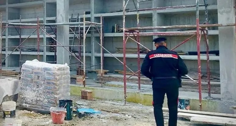 Blitz dei carabinieri nei cantieri in Val Rendena: scoperti tre lavoratori irregolari